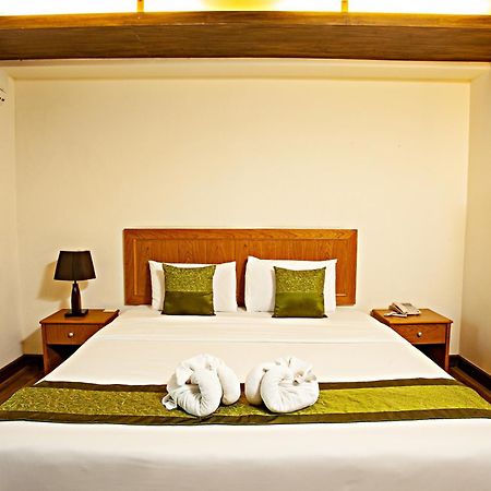 Tm Land Hotel Phra Nakhon Si Ayutthaya Exteriör bild