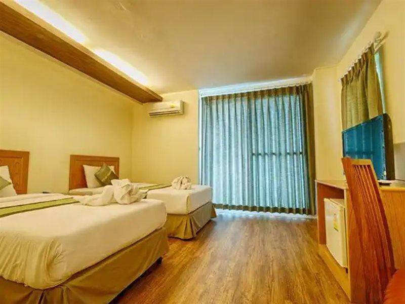 Tm Land Hotel Phra Nakhon Si Ayutthaya Exteriör bild