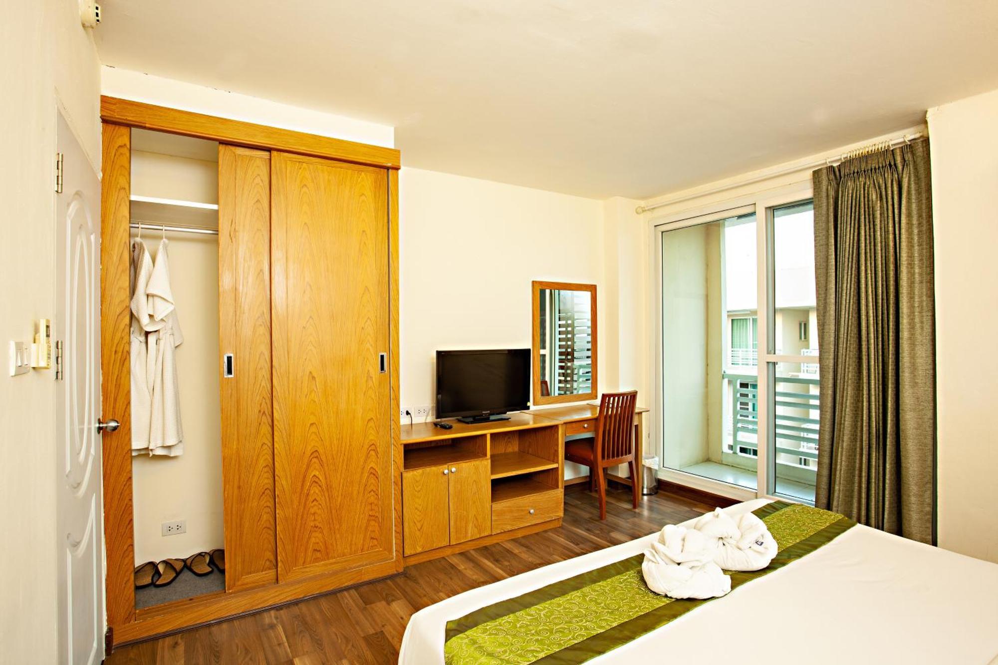 Tm Land Hotel Phra Nakhon Si Ayutthaya Exteriör bild