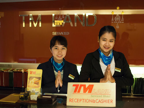 Tm Land Hotel Phra Nakhon Si Ayutthaya Exteriör bild